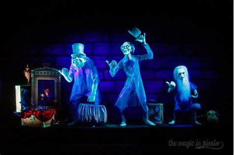 Disneyland Ghost Encounters | Retired Worker tells her Ghostly&nbsp;Experiences