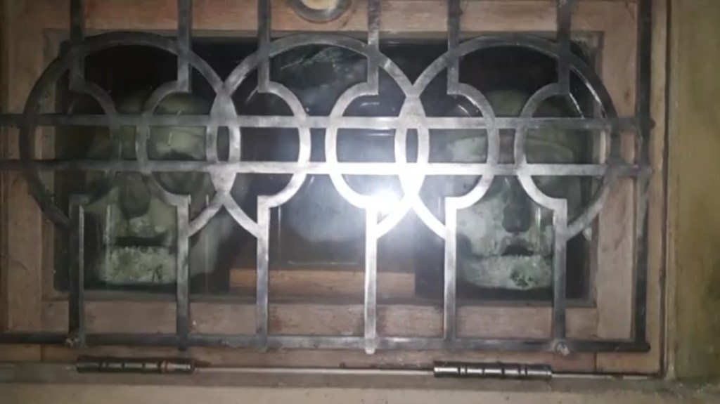 HICKLETON CHURCH DONCASTER | The Church with&nbsp;SKULLS