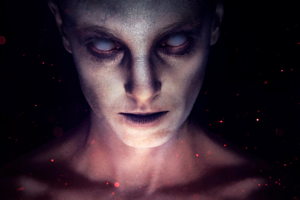 My Scary Encounters of the Paranormal |My Aunts Haunted&nbsp;House