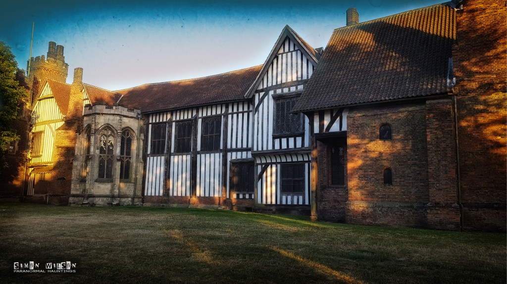 Gainsborough Old Hall | Medieval Hall | History and Ghost Sightings
