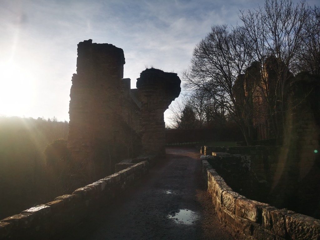 Rosslin Castle Hauntings and&nbsp;history